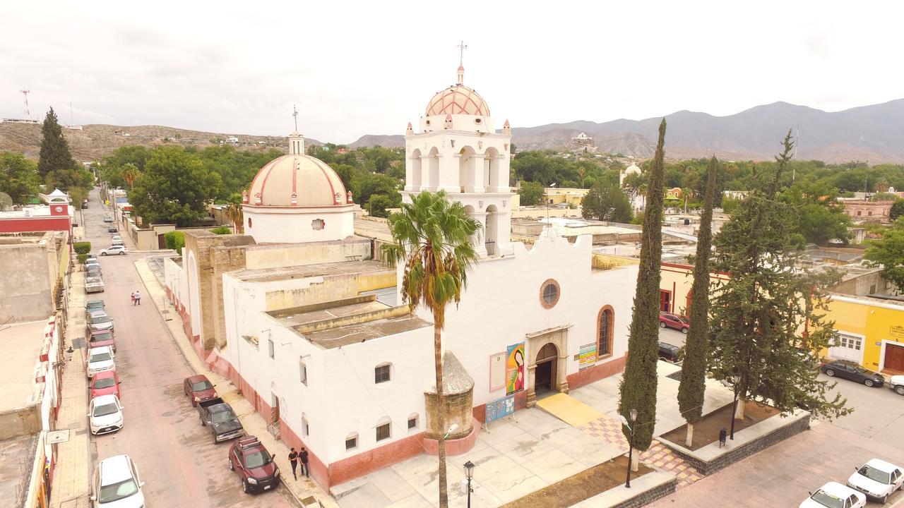 Mision Express Saltillo Exterior foto
